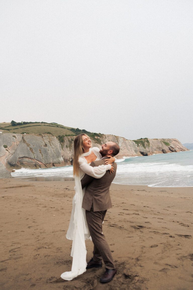 Jon Santamaria Fotógrafo de bodas en San Sebastián