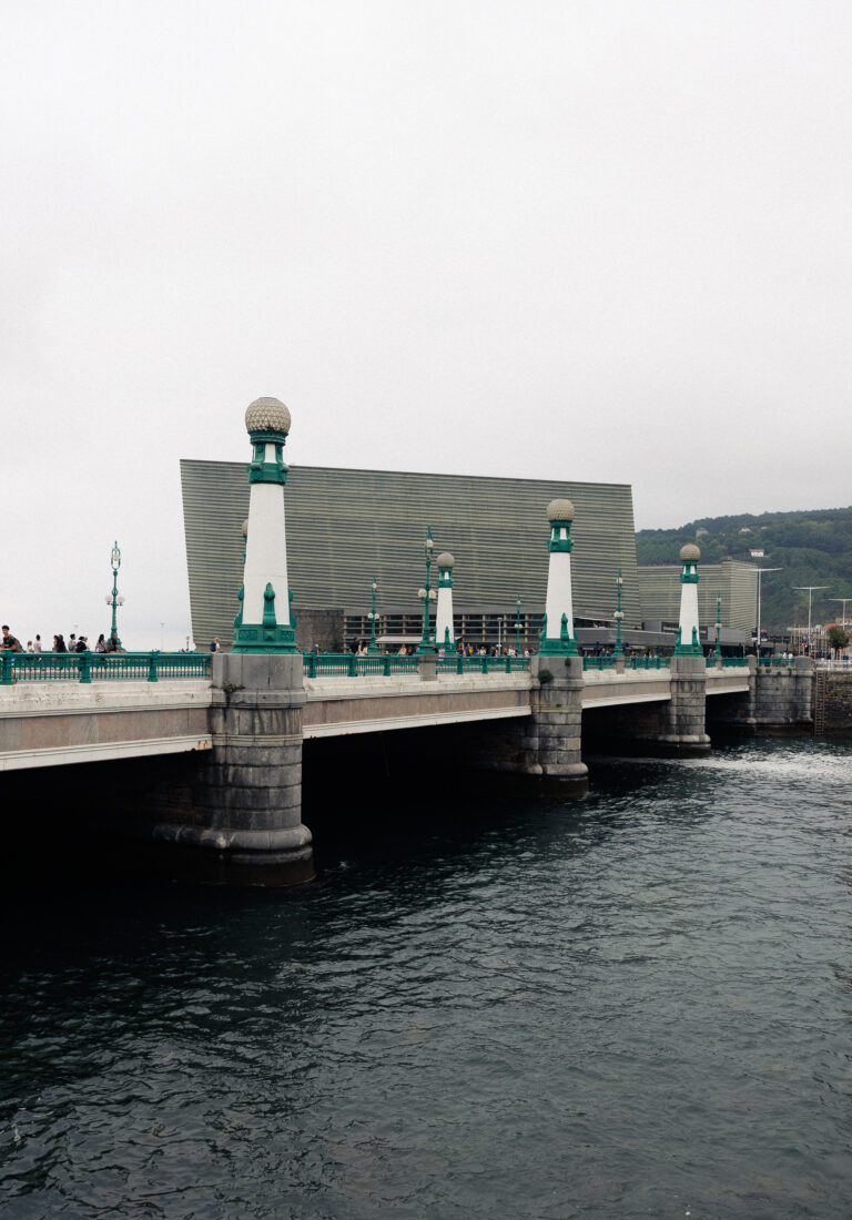 Jon Santamaria Fotógrafo de bodas en San Sebastián